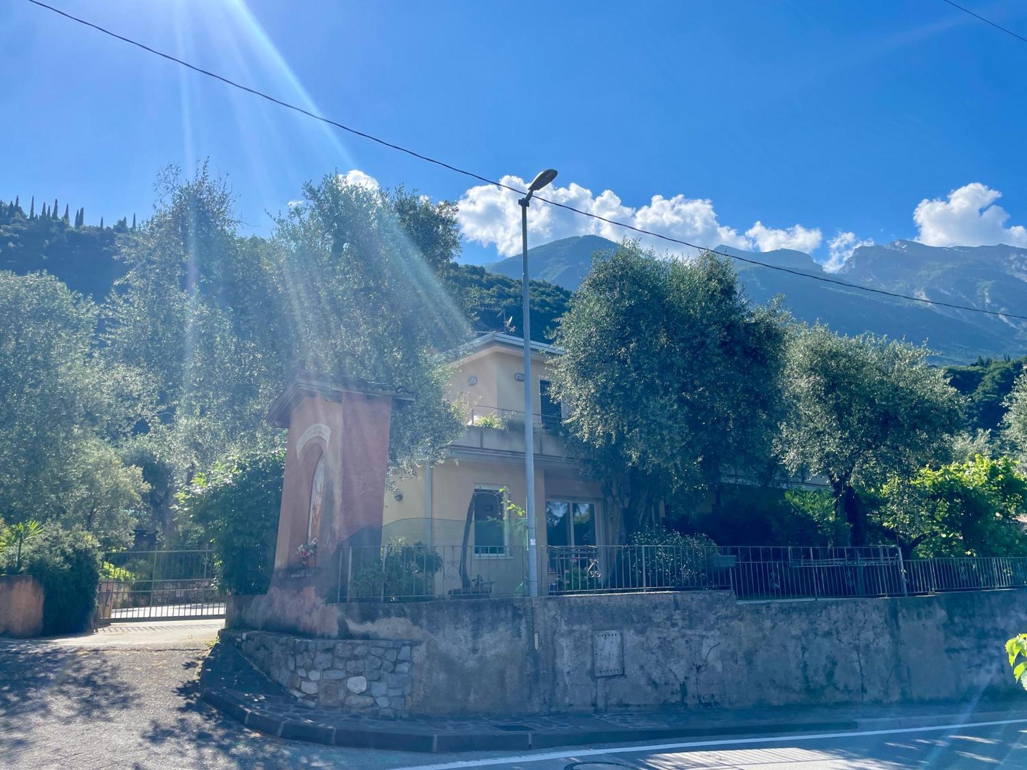 Casa Mario & Laura Ferienwohnungen Free Wi-Fi Parking Malcesine Zewnętrze zdjęcie